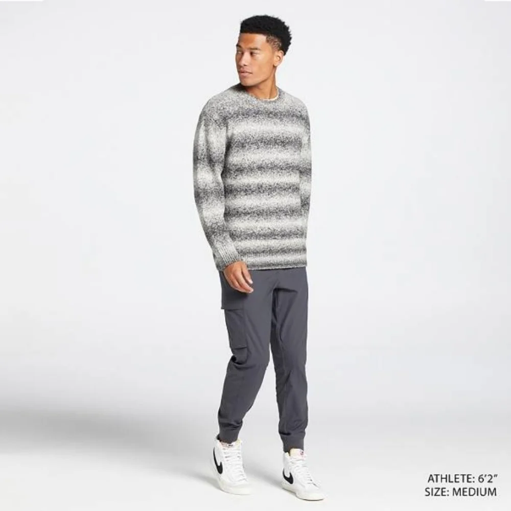 VRST Men's Sweater NEW‼️$80 Retail!